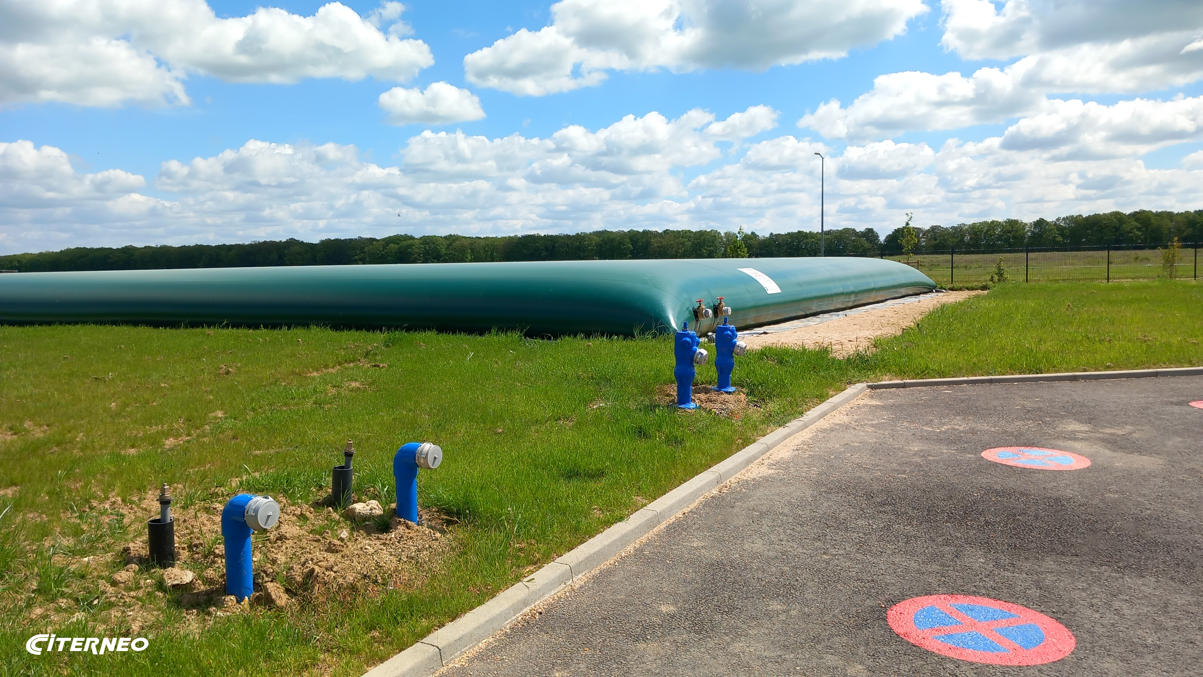 Löschwasserzistene mit Löschwassersaugstelle 