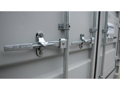 SafetyTainer XLplus 20′ – Gefahrstoffcontainer High Cube mit SideDoor