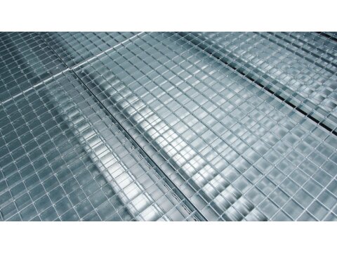 SafetyTainer XLplus 20′ – Gefahrstoffcontainer High Cube mit SideDoor