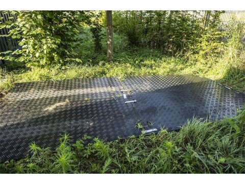 Überfahrplatten Kunststoff belastbar bis zu 20t 240cm x 150cm