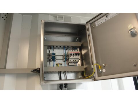 FuelTainer 6000 Liter – Mobile Benzintankstelle mit AwSV & IBC Zulassung – 15ft Containertankstelle für Diesel & HvO