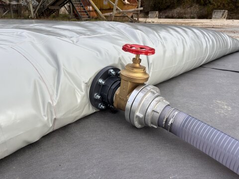 Flexitainer 35.000 Liter – Mobiler Wassertank mit 2 x 2" & 1 x 4" Anschluss