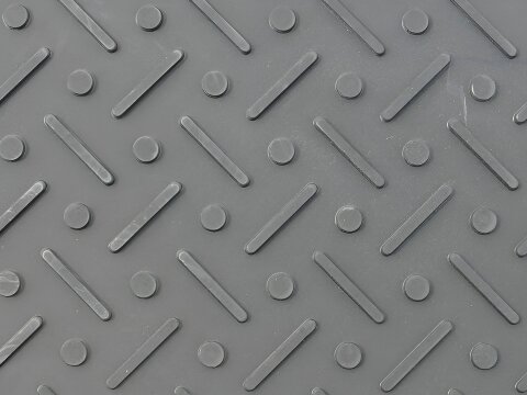 Transportbox aus Stahl für Überfahrplatten – robust & stapelbar