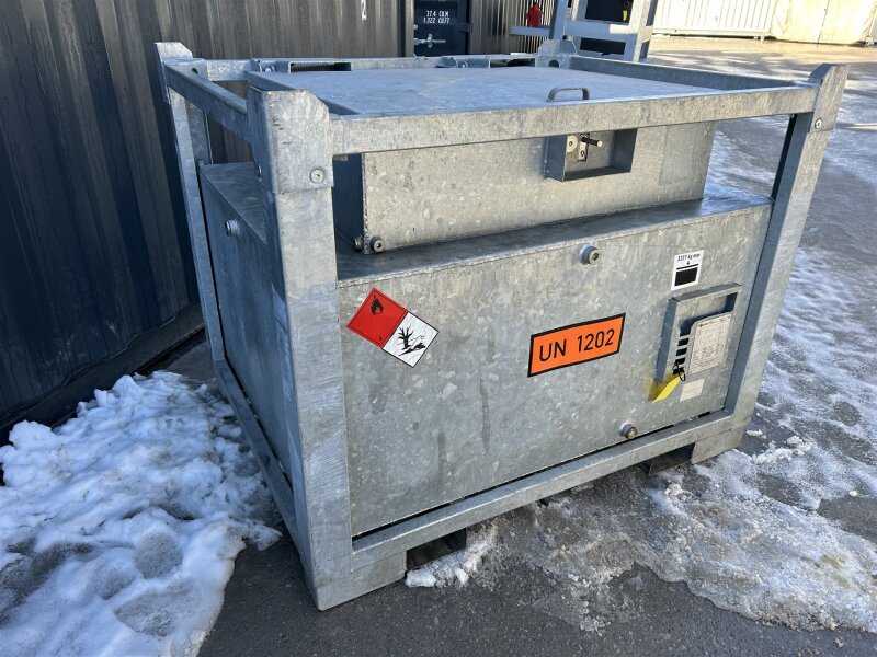 Mobile Tankstelle Diesel 950 l – verzinkter Stahltank mit 230 V Pumpe 45 l/min gebraucht