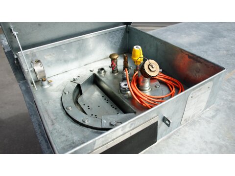 Mobile Tankstelle Diesel 2900 Liter 230V Pumpe verzinkt