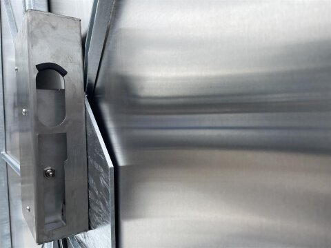 Zapfventilhalterung mit Ein/Aus-Schalter für Automatik-Zapfventil NW 19 – für 230 V Pumpen Diesel Abfüllplatz