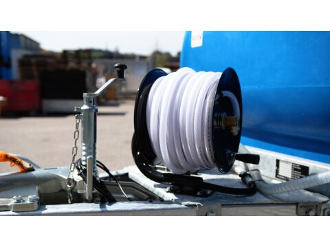 Wasserfass Anhänger 2.700 Liter – XXL Wassertankanhänger mit StVO-Zulassung