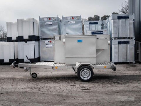 Mobiler Ölabscheider NG 10 auf Anhänger mieten – Für Baustelle & Industrie